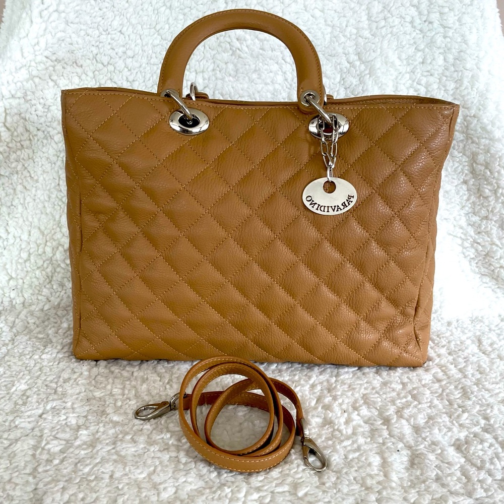 ♠️ Paravidino Quilted Handbag, Tan